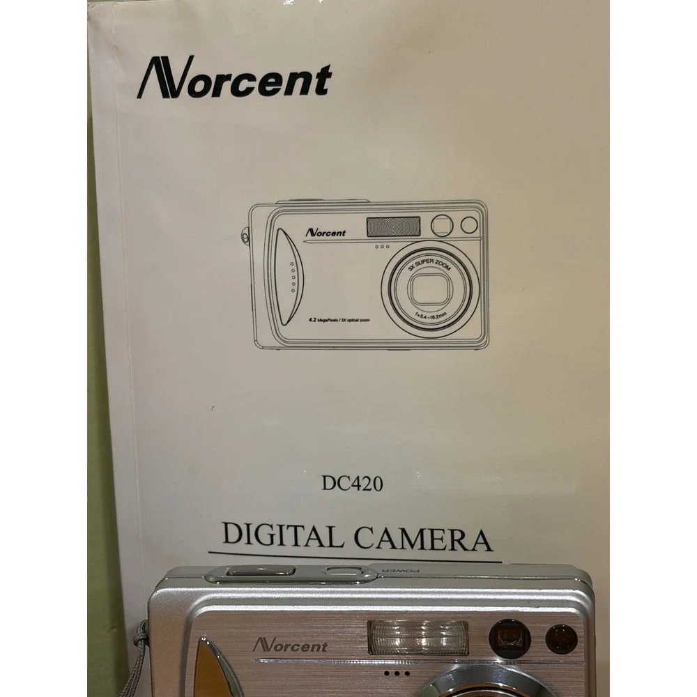 Norcent DC420 Digital Camera Silver 4.2MP 3x Optical Zoom Bundle with Charger